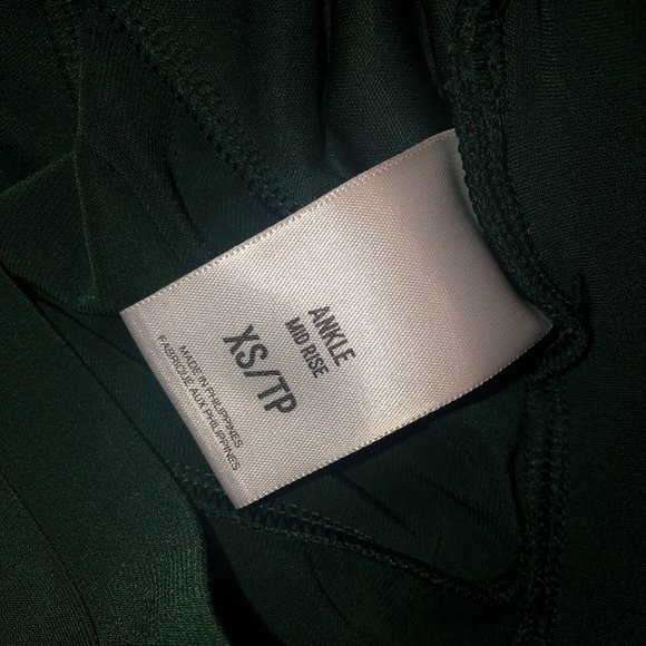 Express Pull On Ankle Mid Rise Pants with Removable Tie in Green XS - Picture 6 of 7